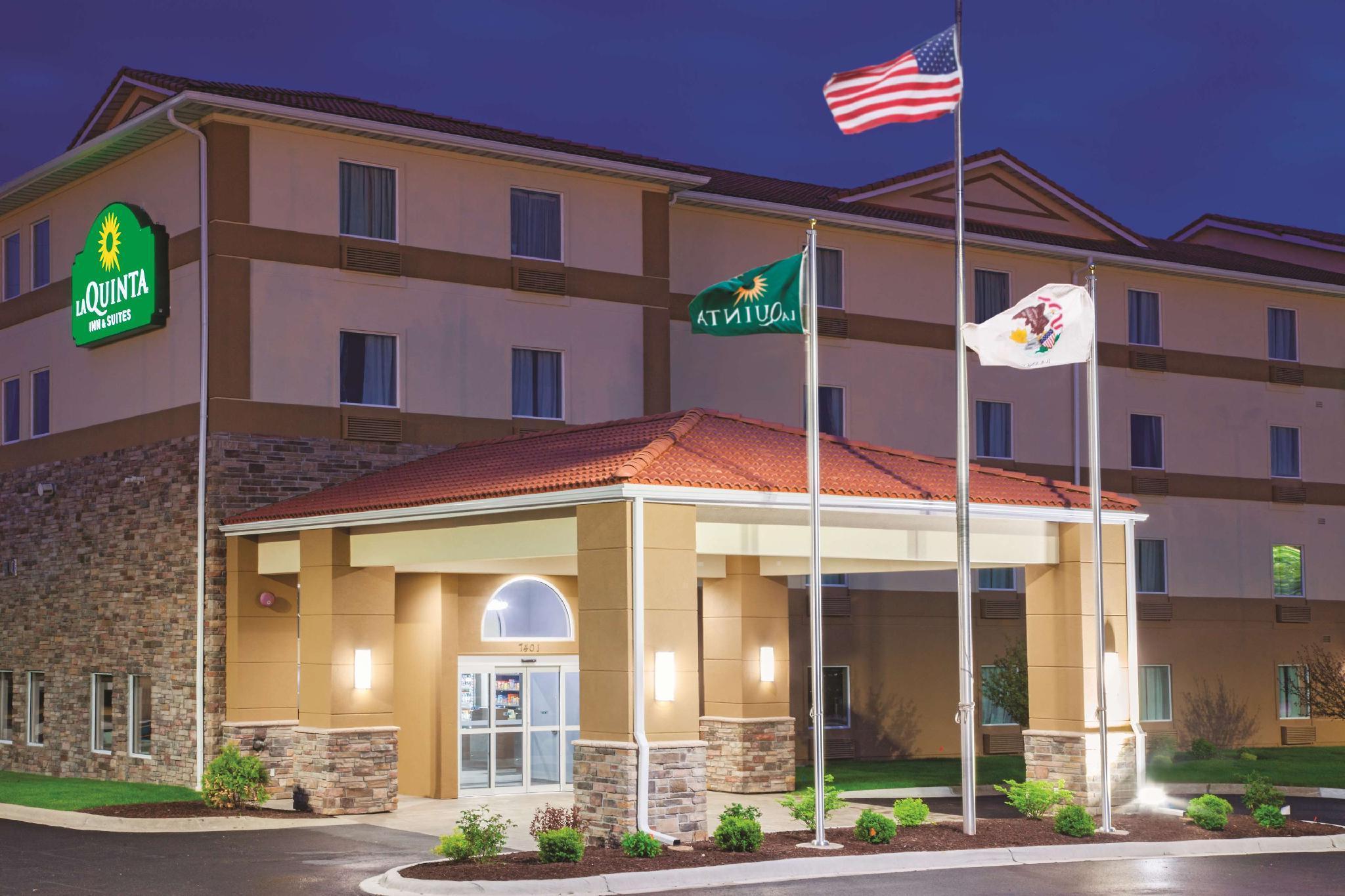 La Quinta By Wyndham Rockford Hotel Exterior foto