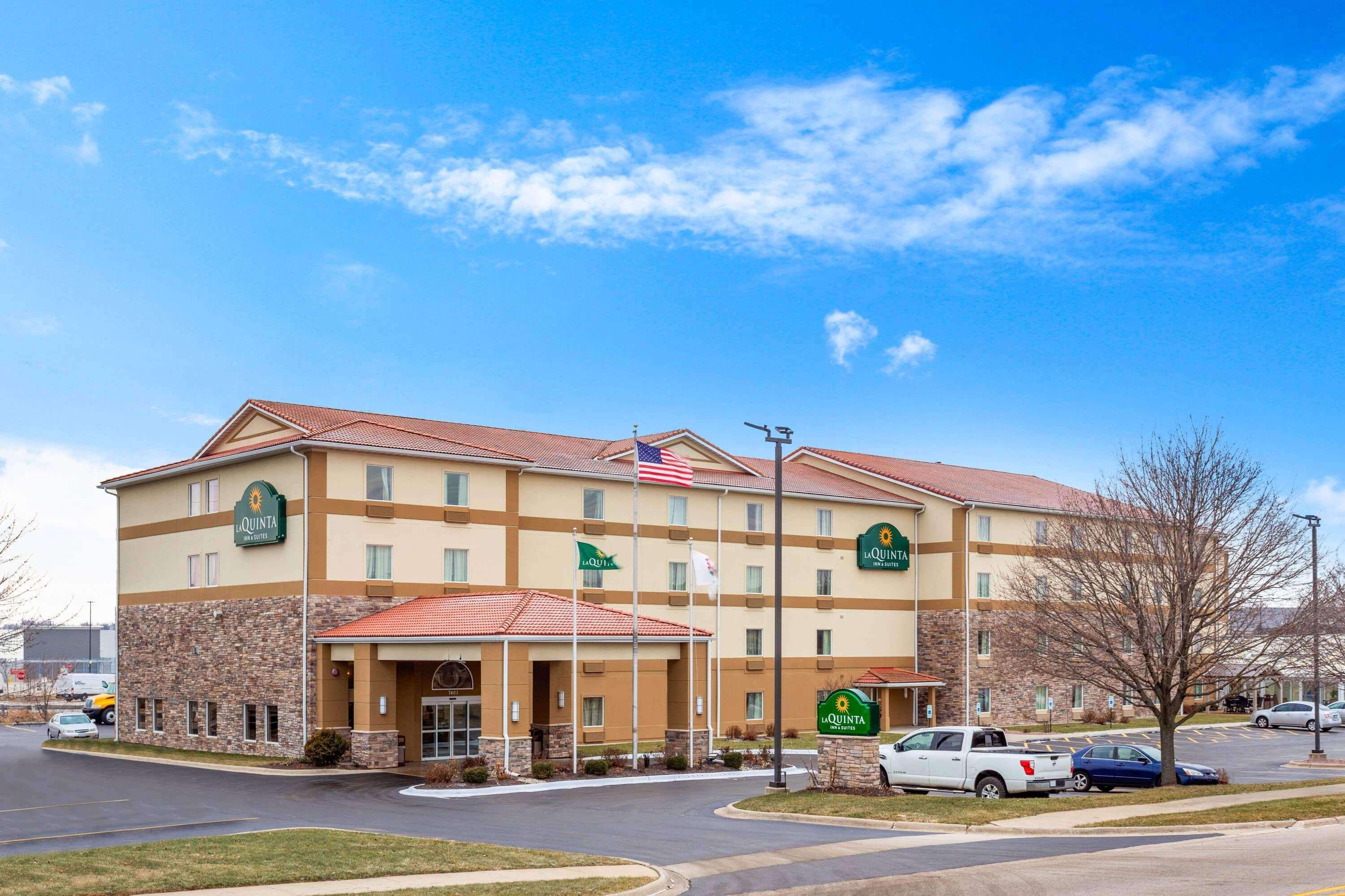 La Quinta By Wyndham Rockford Hotel Exterior foto
